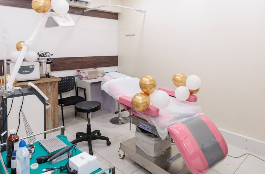Treatment room Renaissance Derma